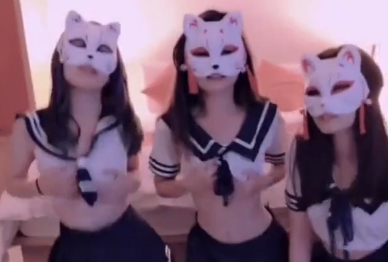 网恋发骚(H)纯肉汉语-午夜久久无码视频-成人AV