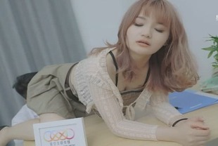 优木葵-娇妻工地被脔日常H小说-成人AV