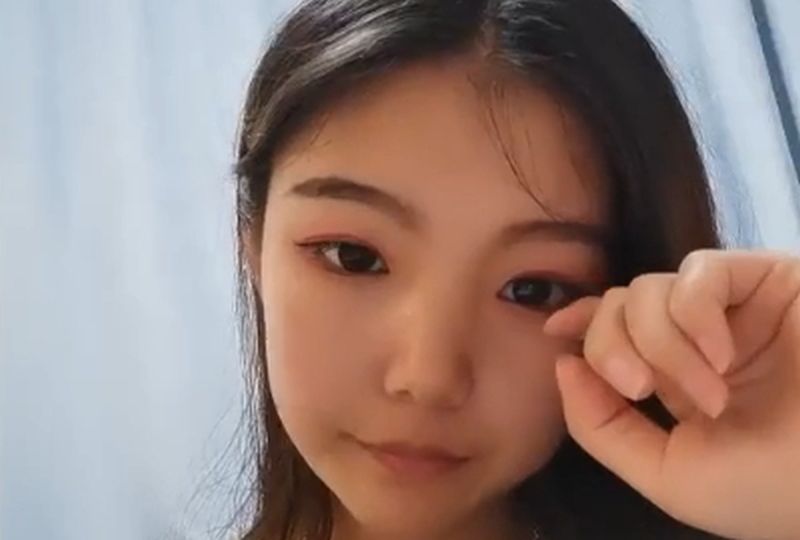 黄色一级自拍视频-秀婷的奶水第2部-成人AV