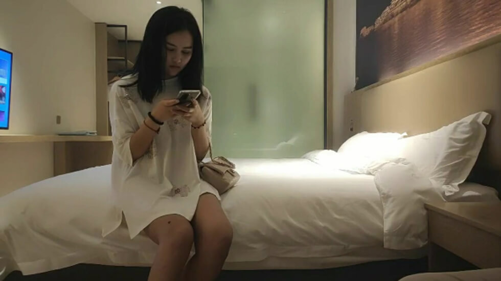 中文全彩吸乳怀孕漫画-我是特种兵第40集免费观看-成人AV