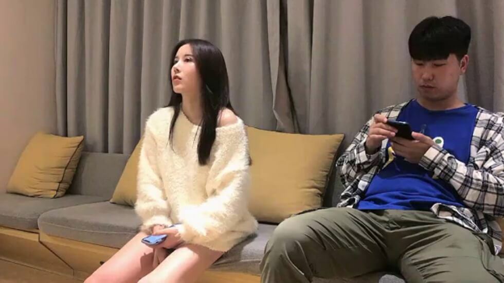 播放美国人的大鸡巴操中国女孩的性生活电影受不了-中国帅气体育生gary-成人AV