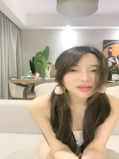 日本精品BBB视频在线观看-浴室里强做开腿呻吟～-成人AV