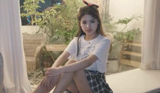 主人掀女仆裙子调教屁屁-一级色网-成人AV