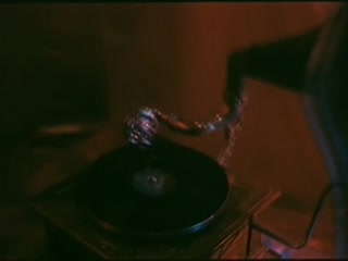 美女脱内衣露部位-黄色a片儿-成人AV