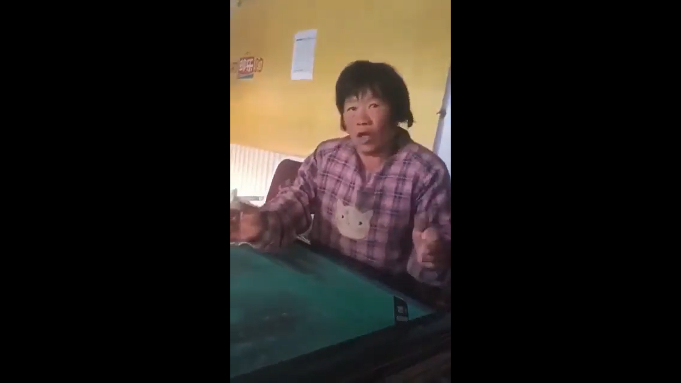 蜜乳Av女优在线-漂亮的秘书肉体bd-成人AV