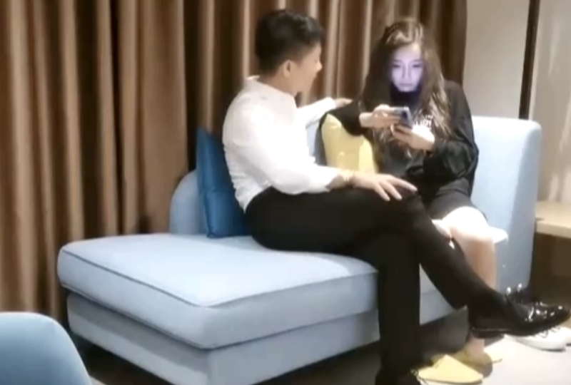 小P孩与大人A片,-嫂嫂的职业-成人AV