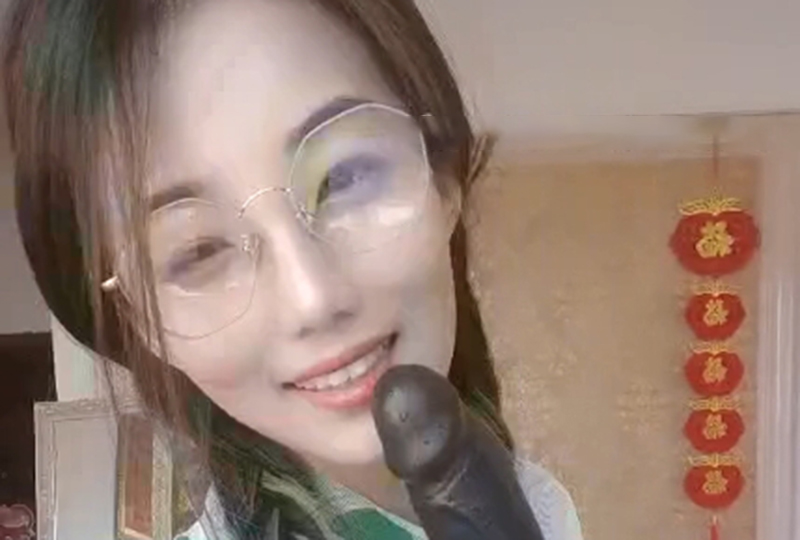 欧美日本韩国一区二区-揉我胸⋯啊⋯嗯～流水小玩具-成人AV