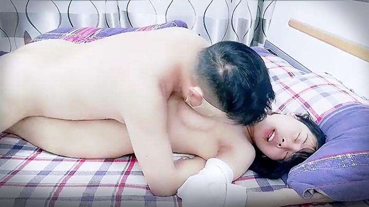 美女露出全部隐私性别夹-美女被调教毛片-成人AV