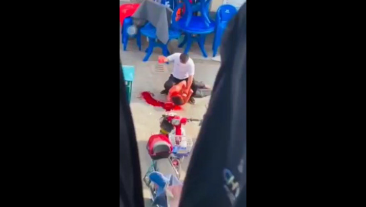 在厨房掀起裙子从后面进去-精品无码久久-成人AV